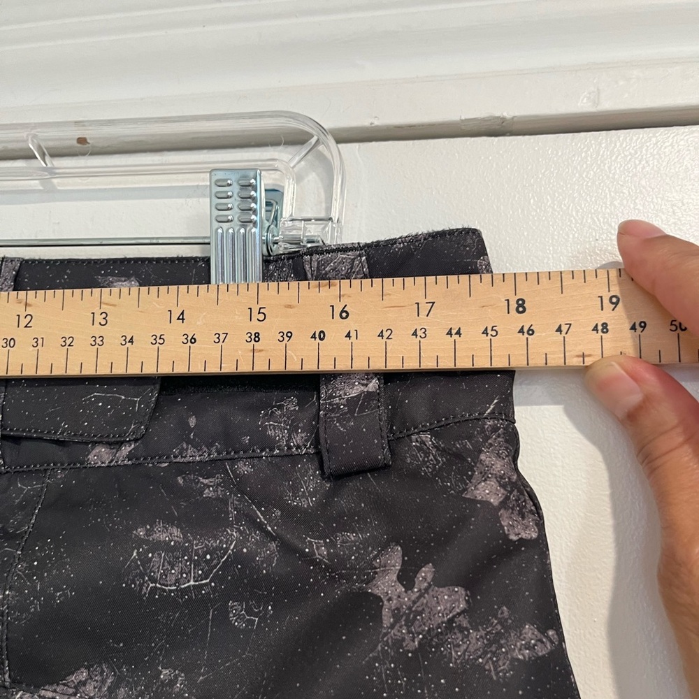 Obermeyer Black Patterned Thermore Snowboard Ski … - image 5